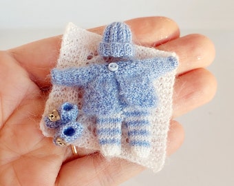 Miniature Baby Clothes Set in 1:12th scale