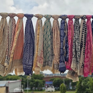 Handgemaakte katoenen sarong met blokprint: groothandel Indiase strandomslagdoek, bohostijl