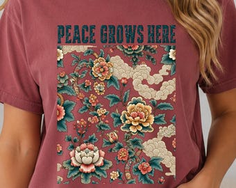 Botanical Graphic Tee Vintage Wildflower Floral T-Shirt Lover Gift Cottagecore Boho Unisex Tee