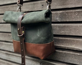 Waxed canvas day bag / small messenger bag / canvas satchel