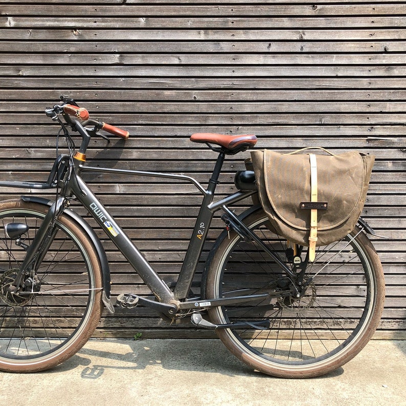 Waxed canvas pannier / bicycle bag with flap, bike accessories image 4