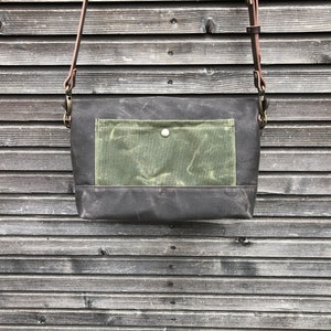 Field bag made in waxed canvas and leather satchel / messenger bag / canvas day bag image 5