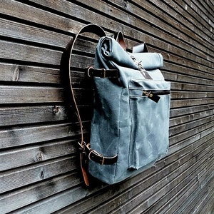 Waxed canvas backpack with roll to close top and vegetable tanned leather shoulderstraps image 3