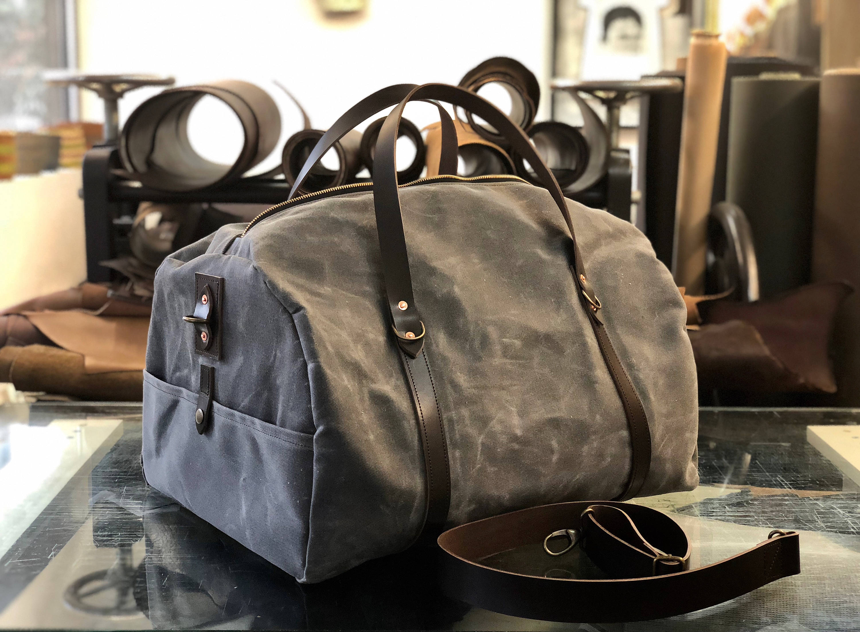 Classic Duffel Bag in Canvas with Colombian Leather Trim