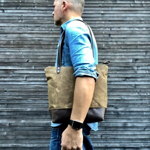 Waxed canvas leather tote bag with zipper closure