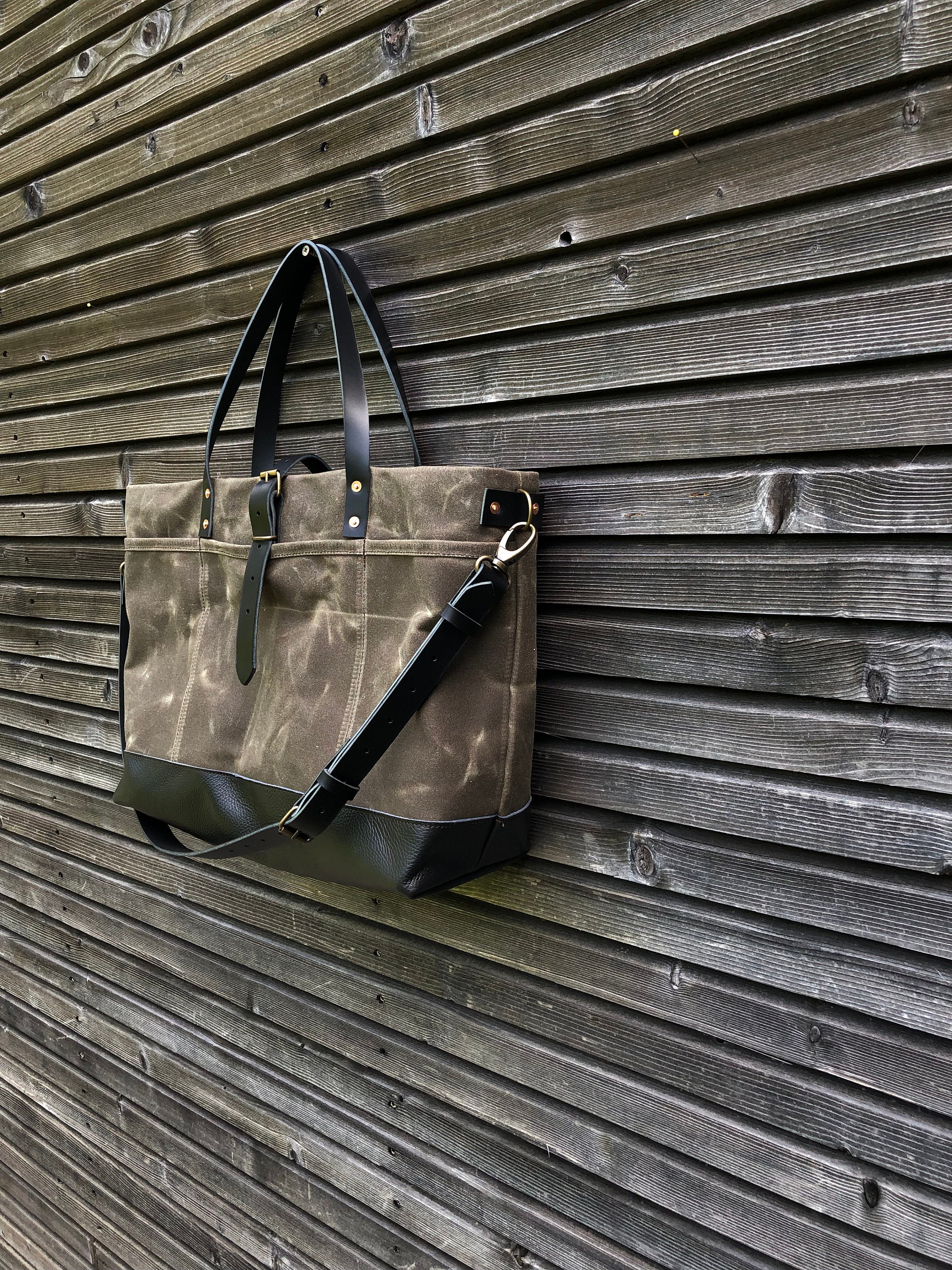 XL Tote Bag Made in Waxed Canvas With Leather Handles and