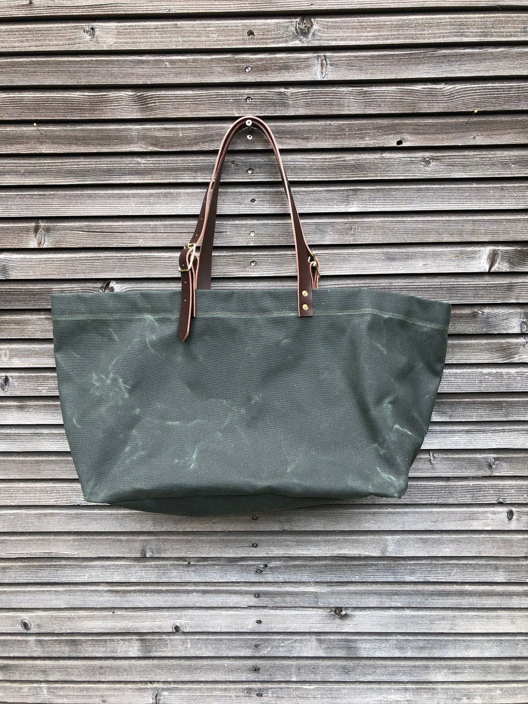 large market bag in shrink leather