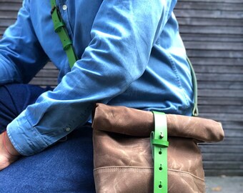 Brush brown Waxed Canvas Satchel: Roll Top Messenger Bag
