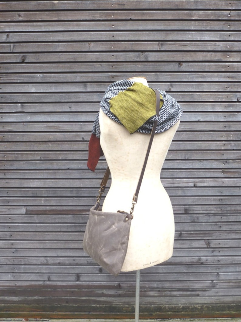Waxed canvas day bag zipper bag COLLECTION UNISEX