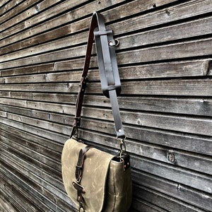 Sling bag / Jachttas / Tas in gewaxt canvas / Musette / messenger bag in gewaxt canvas afbeelding 8