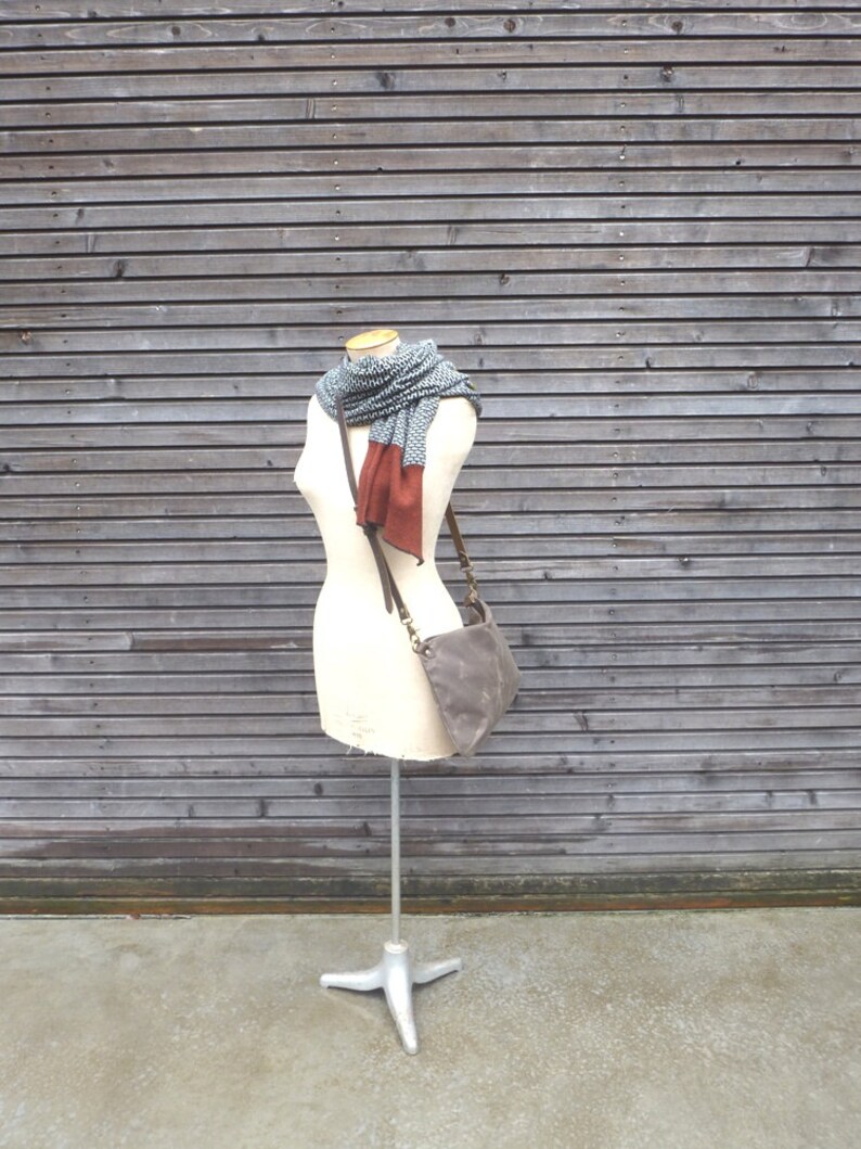 Waxed canvas day bag zipper bag COLLECTION UNISEX