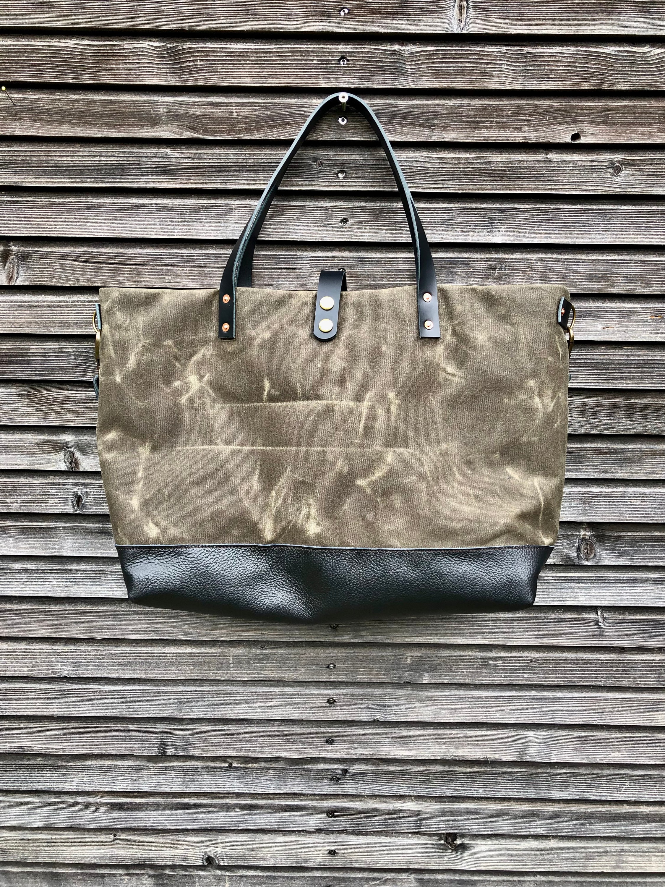 XL Tote Bag Made in Waxed Canvas With Leather Handles and