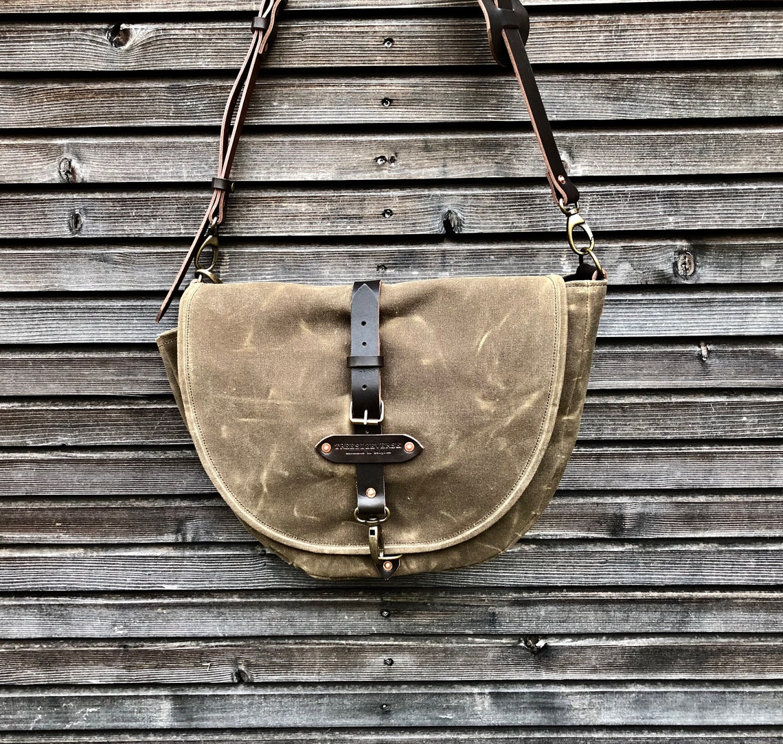 Sling Bag / Hunting Bag / Satchel in Waxed Canvas / Musette / Etsy