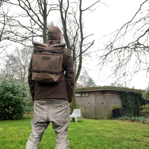 Sac à dos en waxed canvas avec cuir image 6