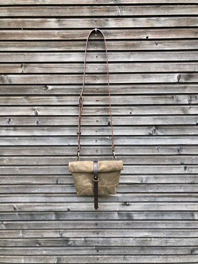 Waxed canvas daybag / satchel image 6