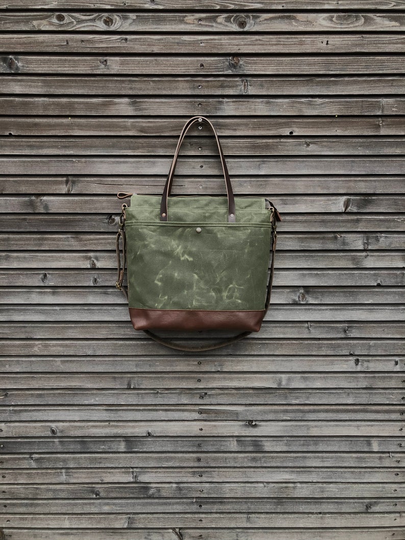 Diaper bag / Large tote bag in waxed canvas and leather with cross body strap COLLECTION UNISEX image 5