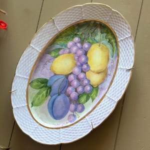 Hand-Painted Thun Fruit Platter – Vintage Porcelain Serving Plate, Czech Republic 1995 Wall Art