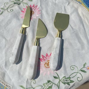 Mother of Pearl Cheese Knife Set - 3 Piece Spreader Knife Collection - Vintage Brass