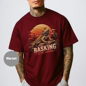 Bartagamen-T-Shirt „Sonnenbaden ist mein Cardio“, lustiges Retro-T-Shirt mit Sonnenuntergangs-Eidechsenmotiv, Top für Reptilienliebhaber, süßes Wüstenbartagamen-T-Shirt mit Grafik