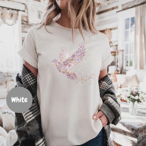 Personalized Pigeon Finches Shirt, Cool Pigeon Bird Gift, Trendy Pigeon Graphic Tee, Birding Shirt, Pigeon Art, Pigeon Birthday Gift