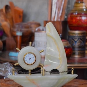 Handcrafted Marble Boat with Clock – Unique Desk Decor – Marble Watch Ornament – Artisan Stone Boat Sculpture – Gift for Home or Office