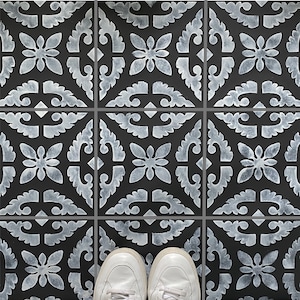 Cordoba-tegelstencil voor vloeren, tegels en muren - DIY-vloerproject
