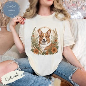 Floral Corgi Shirt for Women, Comfort Colors Shirt, Vintage Boho Dog Lover Tee, Retro Corgi Dog T-Shirt, Corgi Dog Mom Shirt, Dog Mom Gifts