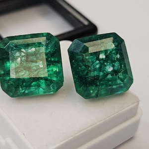 Pair Of 21–22 Ct Colombian Emerald Square Cut Certified | Natural Green Loose Gemstone | Perfect for Rings & Earrings