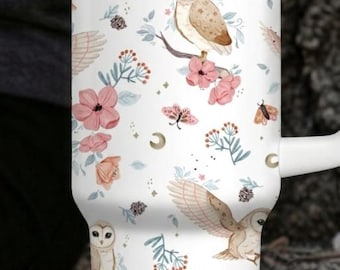 Eule Blumen 40 Unzen Becher mit Griff, Woodland Reisebecher, Cottagecore Stanley Style Cup, Geschenk für Mama, Naturästhetik Becher