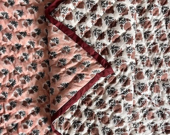 Dusty Rose Floral Block Print Quilt, Reversible Boho Bedding, Cotton Kantha Quilt, Housewarming Gift, Fall Bedroom Decor
