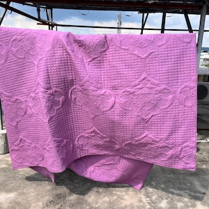 Quilted Bedspread, Embossed Kantha Style Coverlet | 100% Cotton, Reversible Textured Throw | Queen size