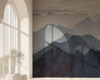 Atmosphärische Berglandschaft Wandbild, Serene Mist Horizon Wallpaper für Akzentwand