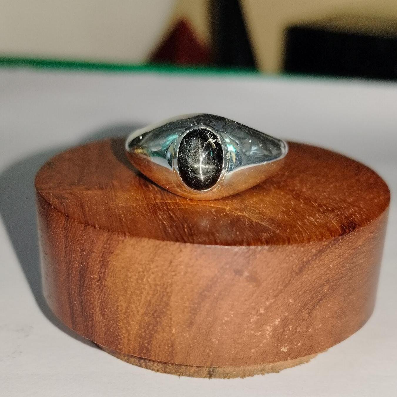 ハンドメイド ブラック スター サファイア リング、925 シルバー