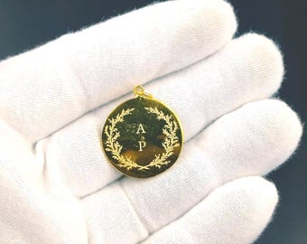 Medallón victoriano antiguo chapado en oro: colgante de plata de ley grabado, una verdadera joya familiar.