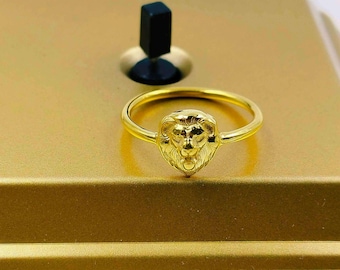 Sterling Silver Lion Ring, Minimalist Leo Stacking Ring