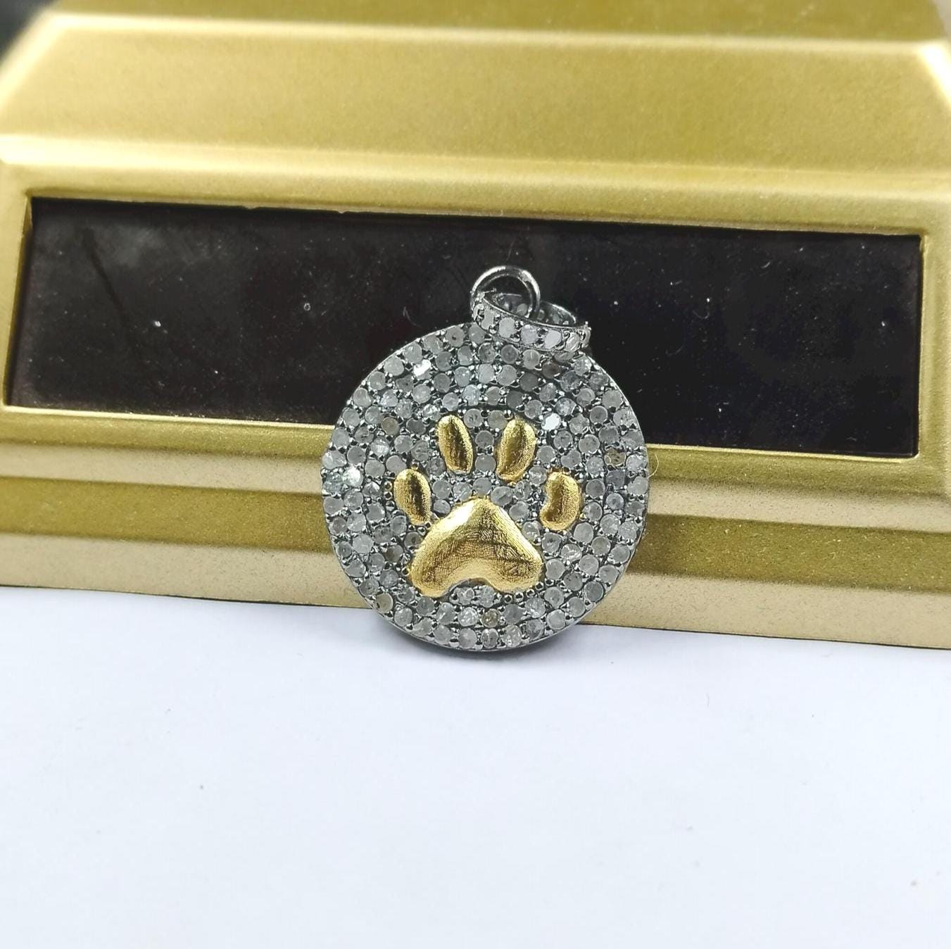 SINGULARU - Halsketting met stippen, hanger van 925 sterling zilver met kleine parels langs de ketting, eenheidsmaat., enkele maat, Sterling Zilver, Geen edelsteen SINGULARU - Halsketting met stippen, hanger van 925 sterling zilver met kleine parels langs de ketting, eenheidsmaat., enkele maat, Sterling Zilver, Geen edelsteen