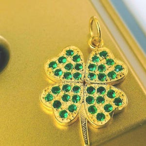 14k Solid Gold Clover Charm Pendant, 14k Yellow Gold Emerald Clover Charm Pendant, Designer Handmade Pendant Jewelry, Anniversary Gift