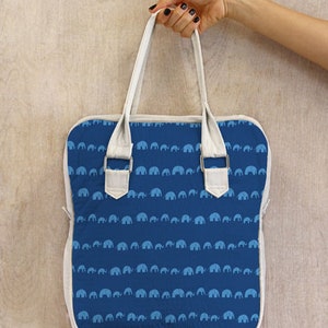 Elephants fabric, Blue elephants on blue tones fabric for Selva collection, Art gallery "feel the difference" oeko tex fabric 100% cotton afbeelding 4