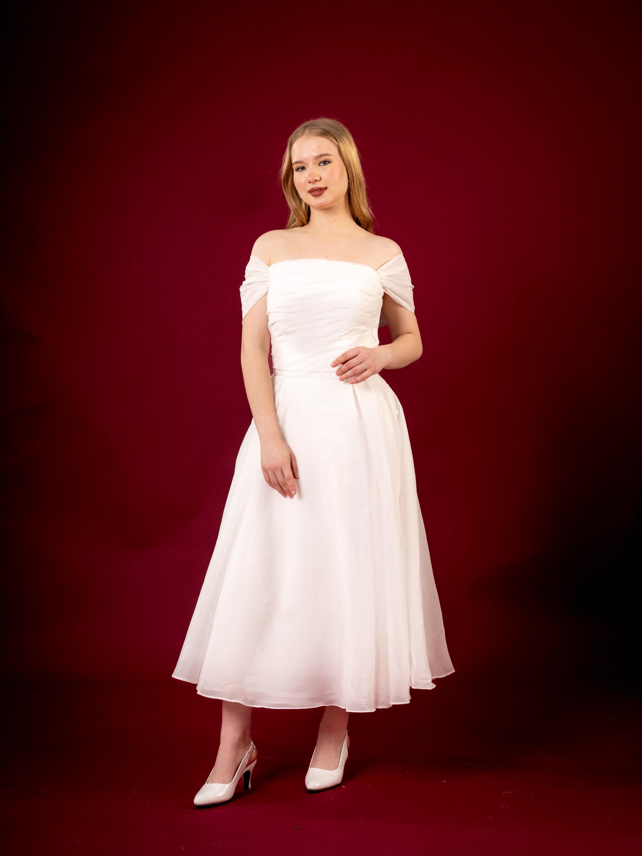 sachin and babi light blue dress I collect vintage Betsey Johnson prom dresses. Perfect for 50s inspired  looks 😄 : r/VintageFashion main image 1