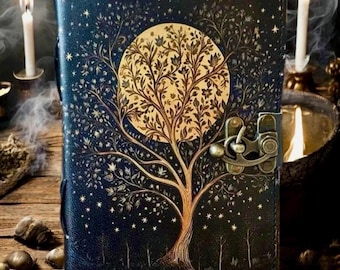 Diario de cuero con árbol de la vida lunar y cierre de candado, cuaderno artesanal con cielo nocturno celestial, diario místico vintage, diario de grimorio de bruja