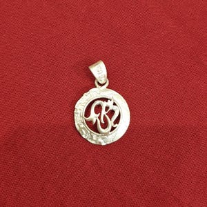 925 Sterling Silver Om Pendant, Aum Chain Pendant Necklace, Gift For Her, Spiritual Gift, Dainty Om Necklace, Om Pendant, Yoga Jewelry
