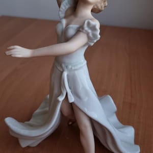 Ballerina porcelain figure