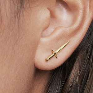 Boucles d'oreilles en or avec épée, dague, bracelet d'oreille, bijoux en argent sterling, meilleur cadeau pour elle, ECF016