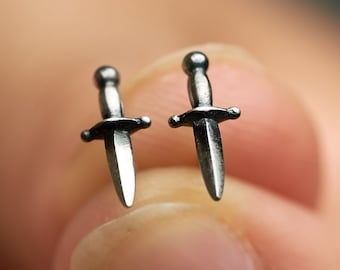 Tiny Dagger Edgy Sterling Silver Stud  Earrings - Goth Sword Earrings - STD108