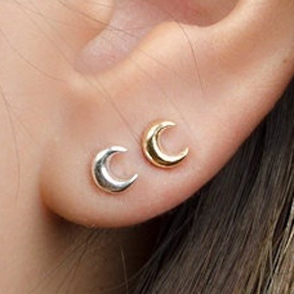 Celestial Jewelry: Minimal Dainty Gold Cartilage Moon Earrings - Second Hole Studs - Best Earrings - STD052