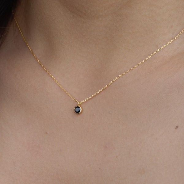 Collana di spinello nero - Collana con ciondoli - Collana a strati - Collana delicata - Regalo da damigella d'onore -