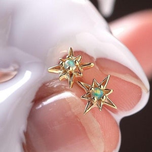 Dainty North Star Celestial Opal Stud Earrings - Gorgeous Birthday Gift - STD049P03