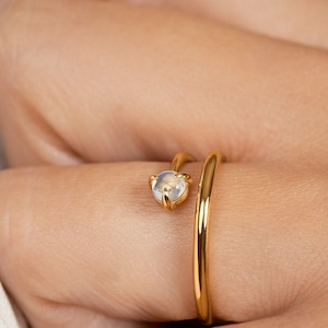 10K Yellow Gold Simple and Elegant Ring 3 Birthstone Family Ring 
