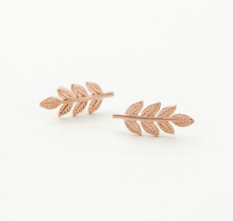 Leaf Stud Earrings - Dainty Earrings - Aesthetic Jewelry - Handmade Earrings