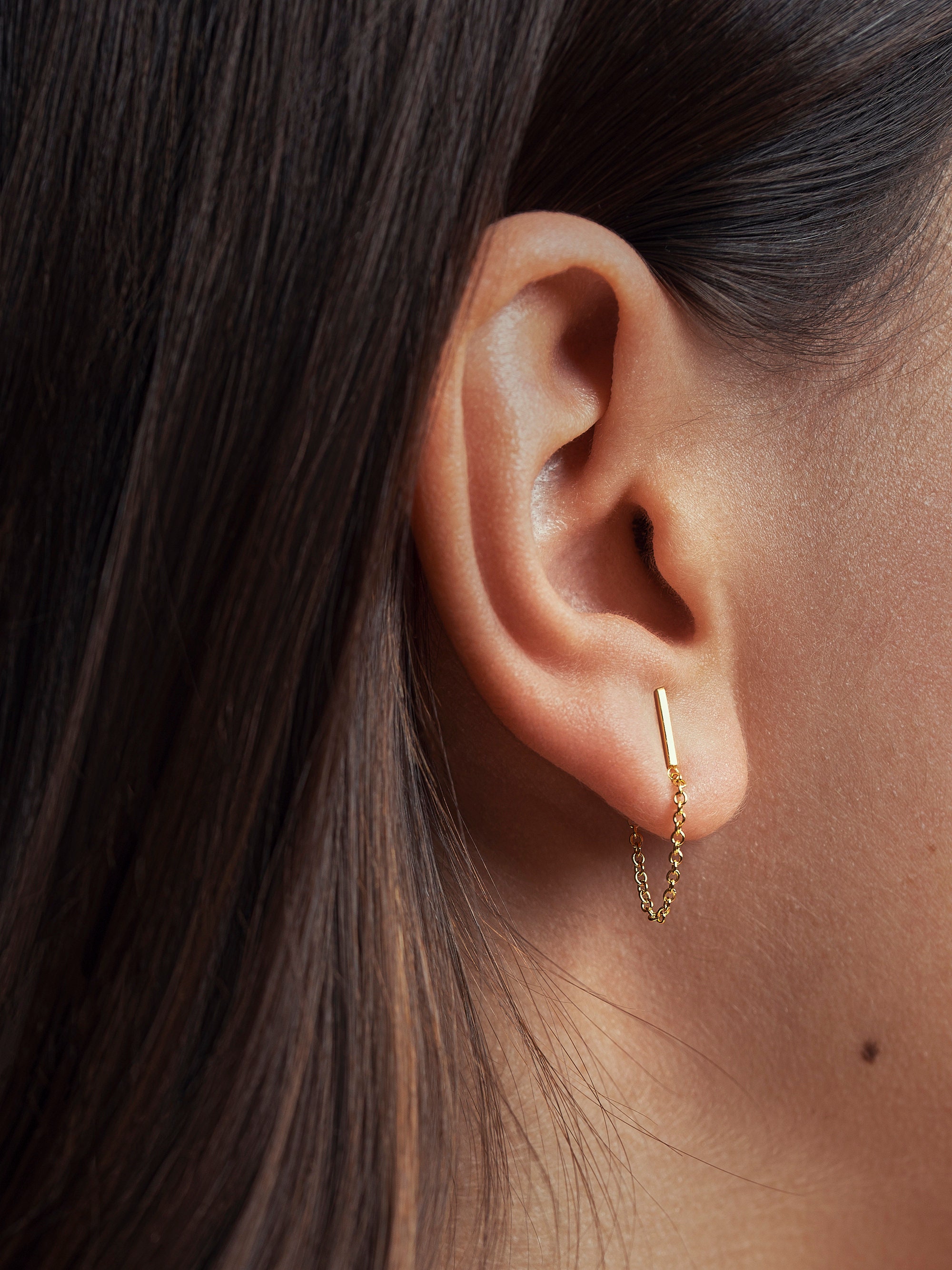 Unique Short Neck Gold Covering Stone Jhumka Earrings Online J25119